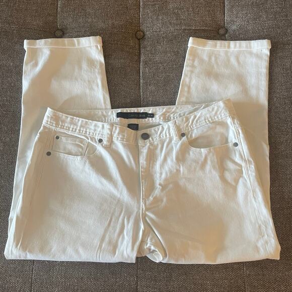 Calvin Klein women's Jeans size 32/14 white skinny crop pants pockets back logo - Picture 1 of 13